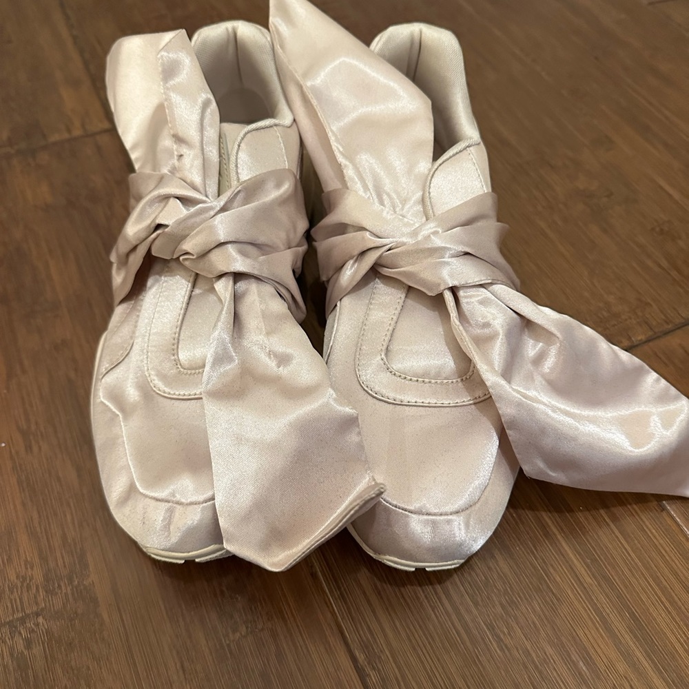 PUMA X FENTY BOW SHOES